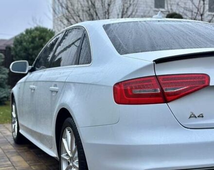 Білий Ауді А4, об'ємом двигуна 2 л та пробігом 44 тис. км за 15999 $, фото 17 на Automoto.ua