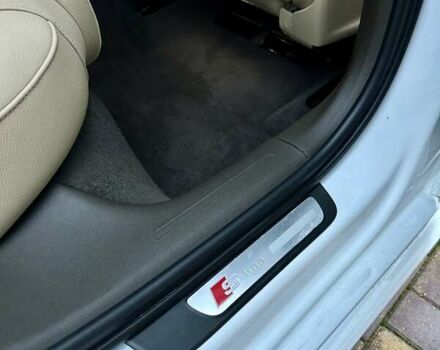 Білий Ауді А4, об'ємом двигуна 2 л та пробігом 44 тис. км за 15999 $, фото 29 на Automoto.ua