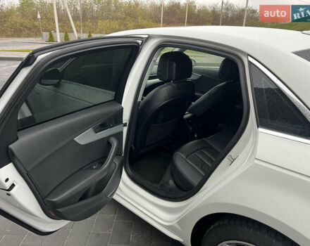 Білий Ауді А4, об'ємом двигуна 1.98 л та пробігом 195 тис. км за 18000 $, фото 27 на Automoto.ua