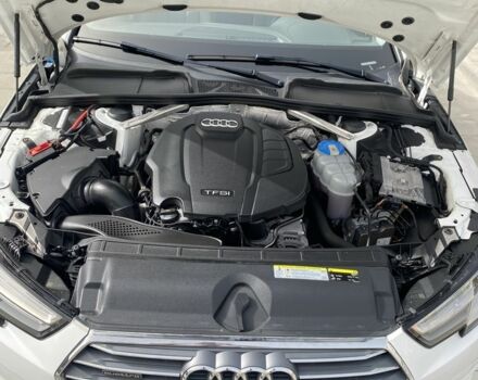 Білий Ауді А4, об'ємом двигуна 2 л та пробігом 155 тис. км за 18800 $, фото 4 на Automoto.ua