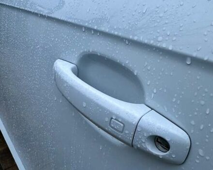 Білий Ауді А4, об'ємом двигуна 2 л та пробігом 44 тис. км за 15999 $, фото 44 на Automoto.ua