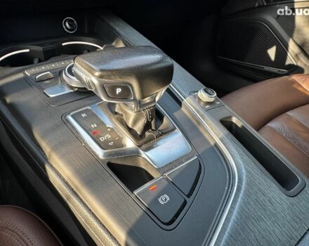 Білий Ауді А4, об'ємом двигуна 2 л та пробігом 146 тис. км за 19990 $, фото 29 на Automoto.ua