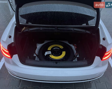 Білий Ауді А4, об'ємом двигуна 1.98 л та пробігом 167 тис. км за 17500 $, фото 32 на Automoto.ua