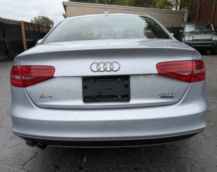 Білий Ауді А4, об'ємом двигуна 2 л та пробігом 70 тис. км за 11000 $, фото 4 на Automoto.ua