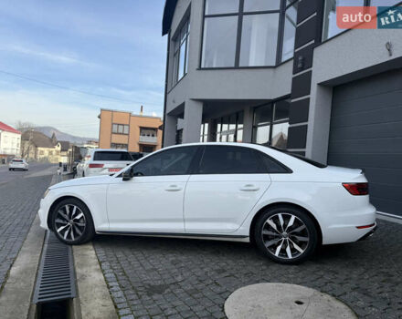 Белый Ауди А4, объемом двигателя 1.98 л и пробегом 258 тыс. км за 17000 $, фото 3 на Automoto.ua