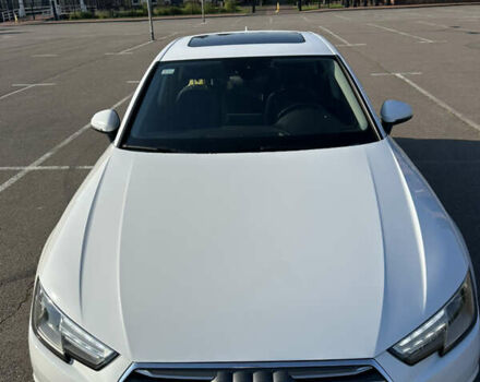 Белый Ауди А4, объемом двигателя 2 л и пробегом 173 тыс. км за 21000 $, фото 1 на Automoto.ua