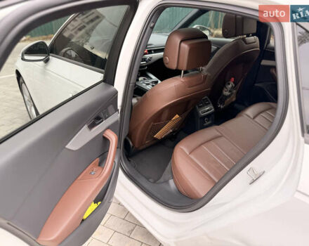 Белый Ауди А4, объемом двигателя 1.98 л и пробегом 118 тыс. км за 19500 $, фото 16 на Automoto.ua