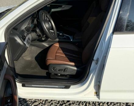 Белый Ауди А4, объемом двигателя 2 л и пробегом 180 тыс. км за 16500 $, фото 2 на Automoto.ua