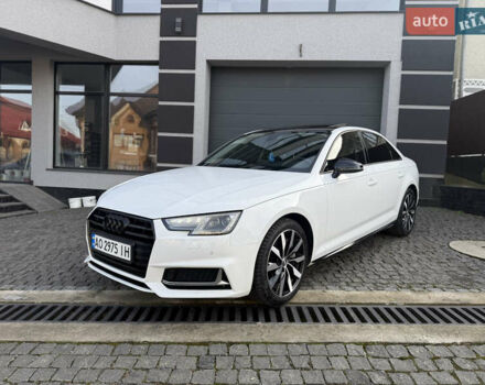 Белый Ауди А4, объемом двигателя 1.98 л и пробегом 258 тыс. км за 17000 $, фото 2 на Automoto.ua