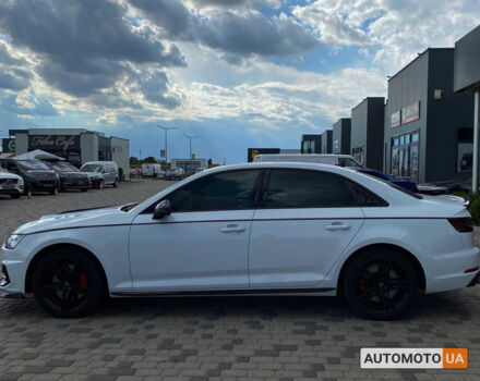 Белый Ауди А4, объемом двигателя 2 л и пробегом 142 тыс. км за 22800 $, фото 5 на Automoto.ua