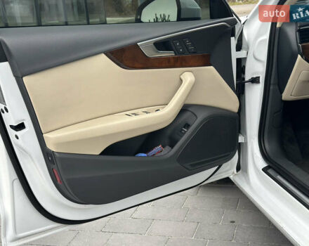 Білий Ауді А4, об'ємом двигуна 1.98 л та пробігом 199 тис. км за 17000 $, фото 22 на Automoto.ua