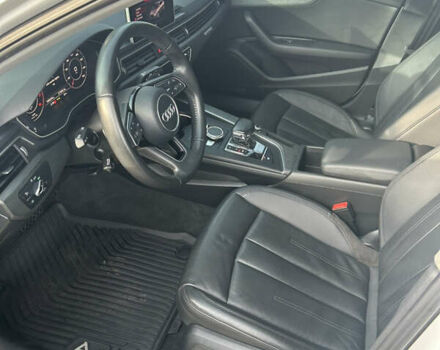 Белый Ауди А4, объемом двигателя 2 л и пробегом 160 тыс. км за 13900 $, фото 10 на Automoto.ua