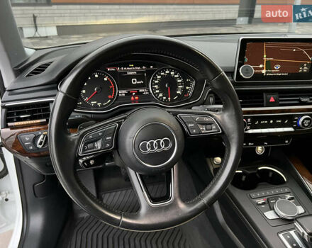 Білий Ауді А4, об'ємом двигуна 2 л та пробігом 84 тис. км за 20000 $, фото 44 на Automoto.ua