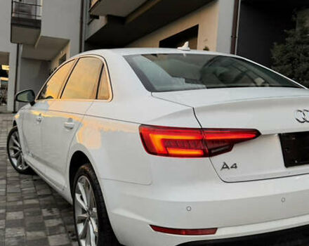 Белый Ауди А4, объемом двигателя 2 л и пробегом 336 тыс. км за 10700 $, фото 3 на Automoto.ua