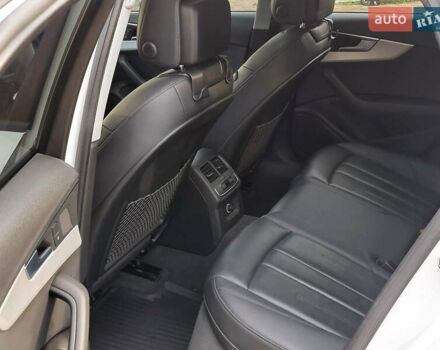 Белый Ауди А4, объемом двигателя 1.98 л и пробегом 144 тыс. км за 17399 $, фото 16 на Automoto.ua