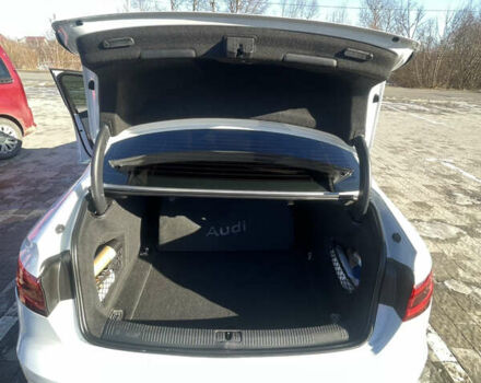 Білий Ауді А4, об'ємом двигуна 1.98 л та пробігом 199 тис. км за 17000 $, фото 29 на Automoto.ua