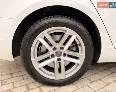 Белый Ауди А4, объемом двигателя 1.98 л и пробегом 118 тыс. км за 19500 $, фото 9 на Automoto.ua