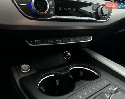 Білий Ауді А4, об'ємом двигуна 1.98 л та пробігом 195 тис. км за 18000 $, фото 23 на Automoto.ua