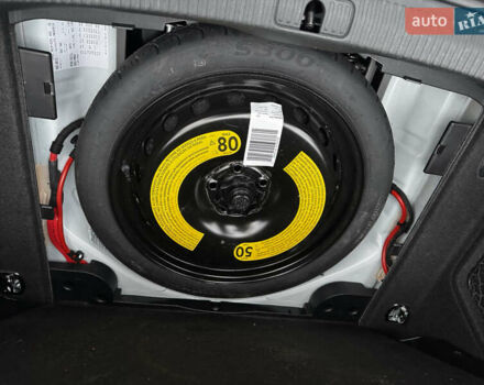 Білий Ауді А4, об'ємом двигуна 1.98 л та пробігом 49 тис. км за 19500 $, фото 8 на Automoto.ua