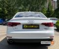 Белый Ауди А4, объемом двигателя 2 л и пробегом 201 тыс. км за 19999 $, фото 5 на Automoto.ua