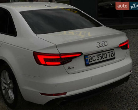Белый Ауди А4, объемом двигателя 1.98 л и пробегом 146 тыс. км за 16500 $, фото 5 на Automoto.ua