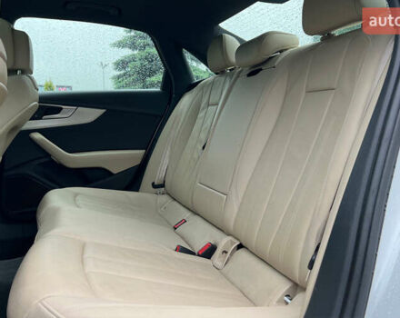 Білий Ауді А4, об'ємом двигуна 1.98 л та пробігом 151 тис. км за 19999 $, фото 12 на Automoto.ua