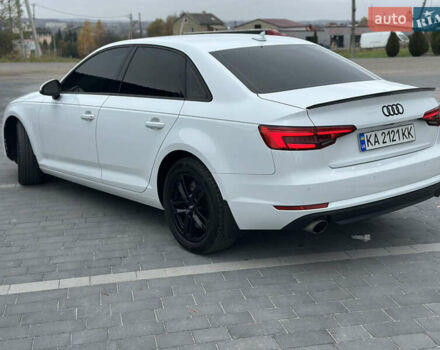 Білий Ауді А4, об'ємом двигуна 1.98 л та пробігом 199 тис. км за 17000 $, фото 12 на Automoto.ua