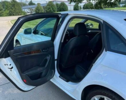 Білий Ауді А4, об'ємом двигуна 2 л та пробігом 70 тис. км за 5400 $, фото 6 на Automoto.ua