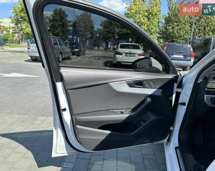 Белый Ауди А4, объемом двигателя 2 л и пробегом 199 тыс. км за 16600 $, фото 25 на Automoto.ua