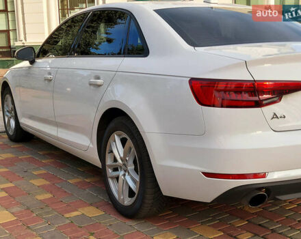 Белый Ауди А4, объемом двигателя 1.98 л и пробегом 144 тыс. км за 17399 $, фото 12 на Automoto.ua