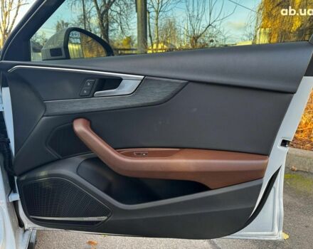 Білий Ауді А4, об'ємом двигуна 2 л та пробігом 146 тис. км за 19990 $, фото 38 на Automoto.ua