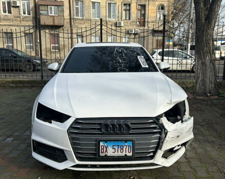 Белый Ауди А4, объемом двигателя 2 л и пробегом 160 тыс. км за 13900 $, фото 1 на Automoto.ua