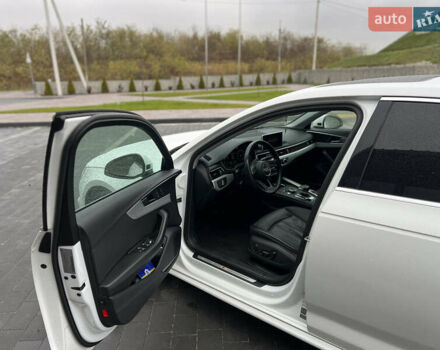 Білий Ауді А4, об'ємом двигуна 1.98 л та пробігом 195 тис. км за 18000 $, фото 15 на Automoto.ua