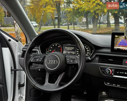 Білий Ауді А4, об'ємом двигуна 1.98 л та пробігом 49 тис. км за 19500 $, фото 7 на Automoto.ua