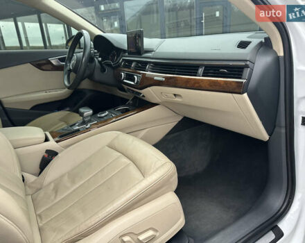 Білий Ауді А4, об'ємом двигуна 1.98 л та пробігом 199 тис. км за 17000 $, фото 21 на Automoto.ua