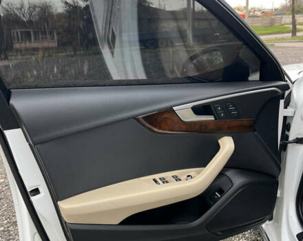 Белый Ауди А4, объемом двигателя 2 л и пробегом 82 тыс. км за 20000 $, фото 21 на Automoto.ua