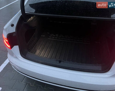 Білий Ауді А4, об'ємом двигуна 1.98 л та пробігом 167 тис. км за 17500 $, фото 31 на Automoto.ua