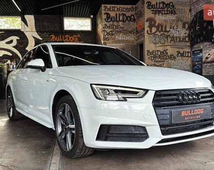 Белый Ауди А4, объемом двигателя 2 л и пробегом 201 тыс. км за 17500 $, фото 1 на Automoto.ua