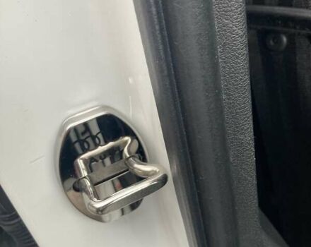 Белый Ауди А4, объемом двигателя 1.98 л и пробегом 172 тыс. км за 20400 $, фото 13 на Automoto.ua