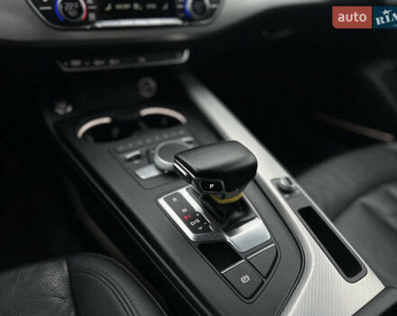 Білий Ауді А4, об'ємом двигуна 1.98 л та пробігом 195 тис. км за 18000 $, фото 31 на Automoto.ua