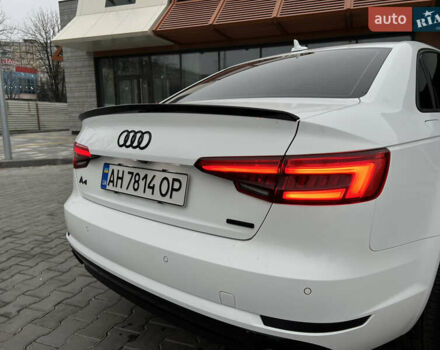 Білий Ауді А4, об'ємом двигуна 2 л та пробігом 84 тис. км за 20000 $, фото 30 на Automoto.ua