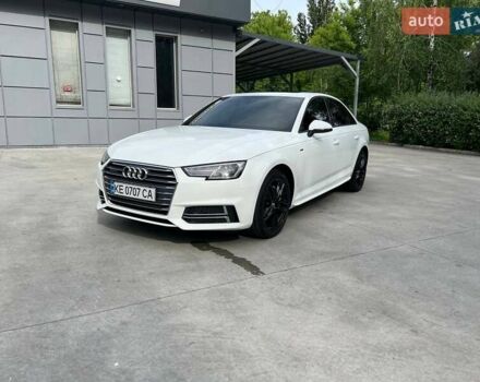 Белый Ауди А4, объемом двигателя 1.98 л и пробегом 202 тыс. км за 23000 $, фото 6 на Automoto.ua