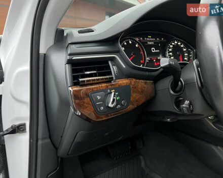 Білий Ауді А4, об'ємом двигуна 2 л та пробігом 84 тис. км за 20000 $, фото 36 на Automoto.ua