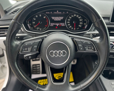 Белый Ауди А4, объемом двигателя 2 л и пробегом 151 тыс. км за 18000 $, фото 12 на Automoto.ua