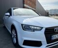 Белый Ауди А4, объемом двигателя 2 л и пробегом 201 тыс. км за 15500 $, фото 3 на Automoto.ua
