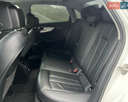 Білий Ауді А4, об'ємом двигуна 1.98 л та пробігом 195 тис. км за 18000 $, фото 28 на Automoto.ua