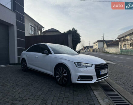 Белый Ауди А4, объемом двигателя 1.98 л и пробегом 258 тыс. км за 17000 $, фото 14 на Automoto.ua