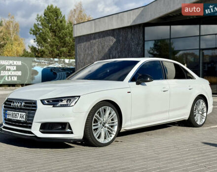 Белый Ауди А4, объемом двигателя 1.98 л и пробегом 152 тыс. км за 19300 $, фото 3 на Automoto.ua