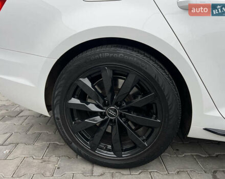 Білий Ауді А4, об'ємом двигуна 2 л та пробігом 84 тис. км за 20000 $, фото 18 на Automoto.ua