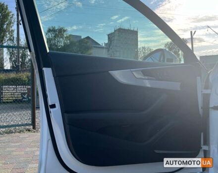 Белый Ауди А4, объемом двигателя 2 л и пробегом 136 тыс. км за 18999 $, фото 12 на Automoto.ua